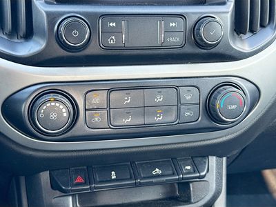 2021 Chevrolet Colorado - Photo 31