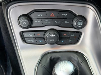 2023 Dodge Challenger - Photo 31