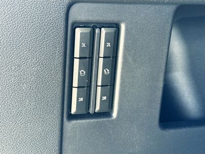 2022 Lincoln Navigator - Photo 12