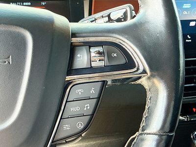 2022 Lincoln Navigator - Photo 38