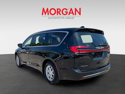 2024 Chrysler Pacifica - Photo 5