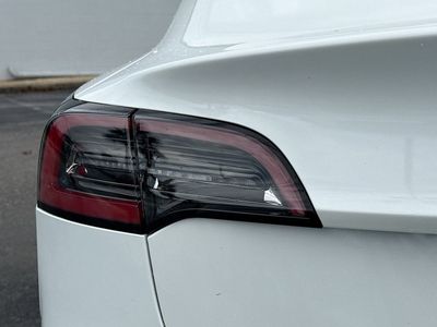 2023 Tesla Model 3 - Photo 10