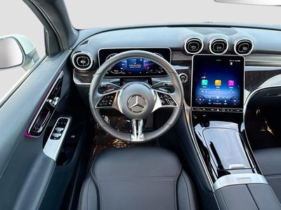2026 Mercedes-Benz GLC — photo 18 view