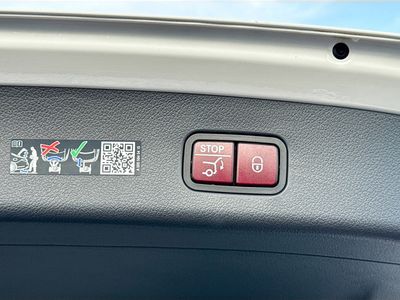 2026 Mercedes-Benz GLC — photo 14 view