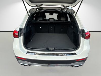 2026 Mercedes-Benz GLC — photo 12 view