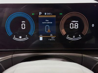 2025 Hyundai Santa Fe - Photo 39