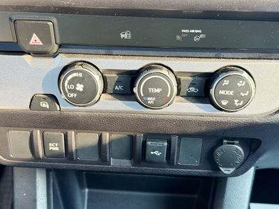 2020 Toyota Tacoma 2WD - Photo 30