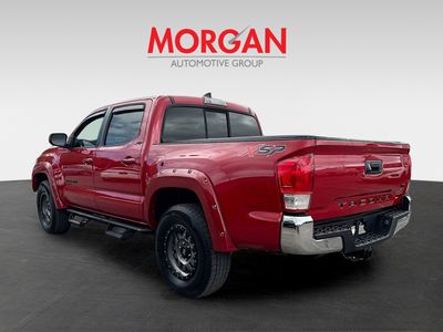2017 Toyota Tacoma - Photo 5
