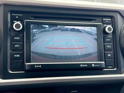 2017 Toyota Tacoma - Photo 30