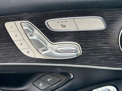 2021 Mercedes-Benz GLC - Photo 25