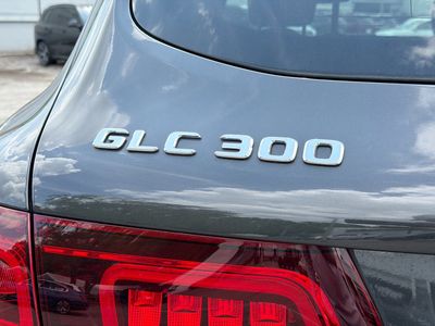 2021 Mercedes-Benz GLC - Photo 11