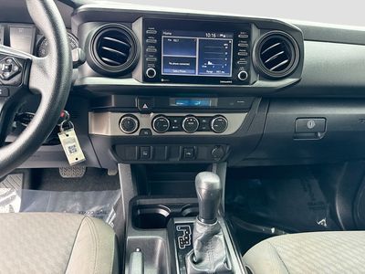 2022 Toyota Tacoma 4WD - Photo 17