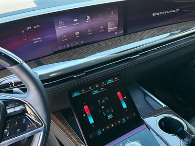 2025 Cadillac Escalade - Photo 29