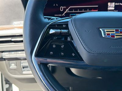 2025 Cadillac Escalade - Photo 38