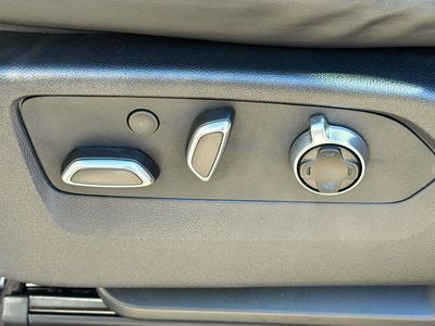 2025 Cadillac Escalade - Photo 26