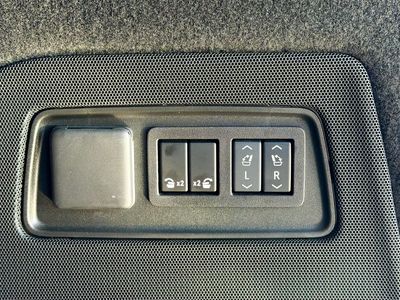 2025 Cadillac Escalade - Photo 13