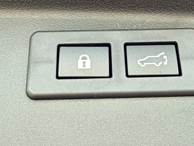 2026 Subaru Outback - Photo 12
