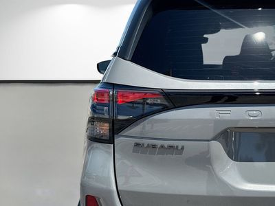 2026 Subaru Forester — photo 10 view