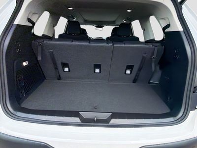 2026 Subaru Ascent - Photo 12