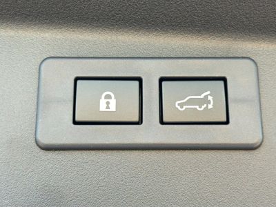 2026 Subaru Outback - Photo 12