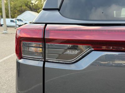 2026 Subaru Outback — photo 10 view