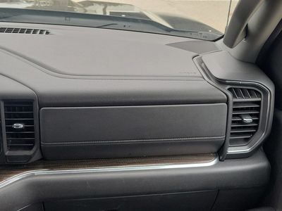 2025 Chevrolet Silverado 1500 - Photo 13