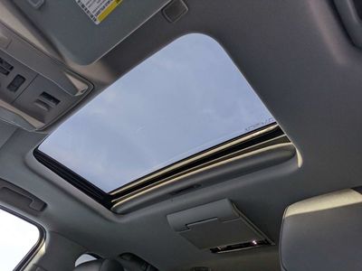 2018 Cadillac Escalade - Photo 23