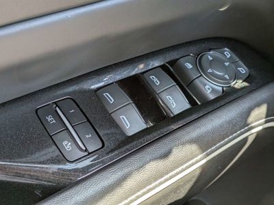 2024 Cadillac Escalade ESV - Photo 20