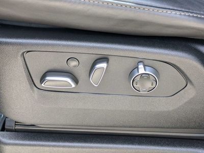 2024 Cadillac Escalade ESV - Photo 18