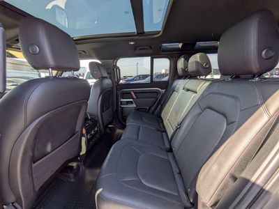 2023 Land Rover Defender 110 - Photo 14