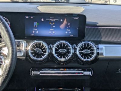 2025 Mercedes-Benz GLB - Photo 16