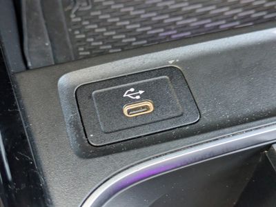 2025 Mercedes-Benz GLB - Photo 20