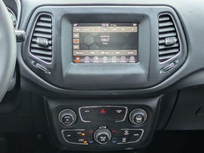 2021 Jeep Compass - Photo 18