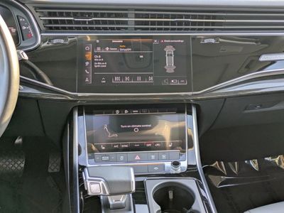 2025 Audi Q7 - Photo 16