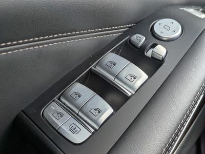 2023 BMW X7 - Photo 17