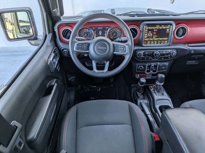 2023 Jeep Wrangler - Photo 16