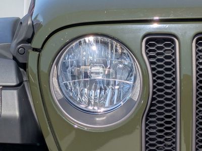 2023 Jeep Wrangler - Photo 9