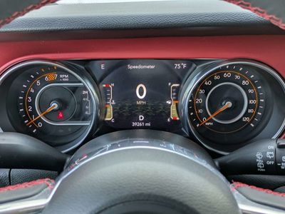 2023 Jeep Wrangler - Photo 28