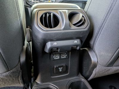 2023 Jeep Wrangler - Photo 14