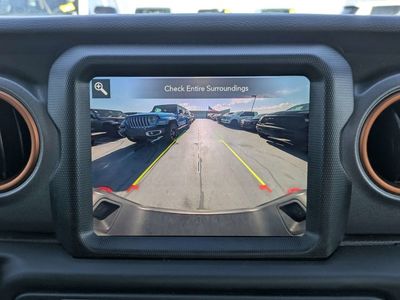 2023 Jeep Gladiator - Photo 21