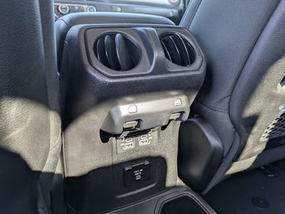 2023 Jeep Gladiator - Photo 14
