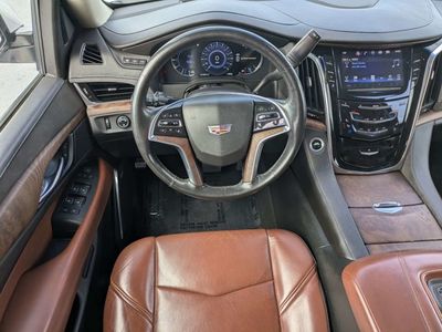 2017 Cadillac Escalade - Photo 12