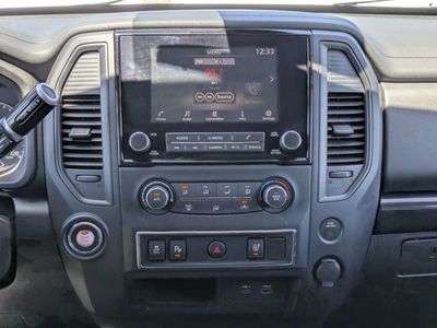 2023 Nissan Titan - Photo 16