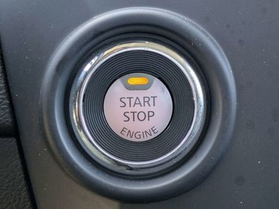 2023 Nissan Titan - Photo 27