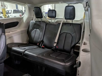 2023 Chrysler Pacifica - Photo 15
