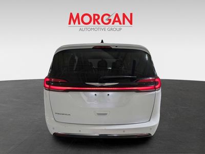 2023 Chrysler Pacifica - Photo 4