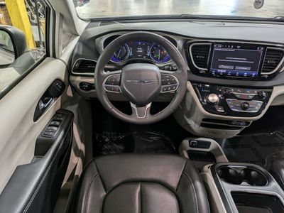 2023 Chrysler Pacifica - Photo 18