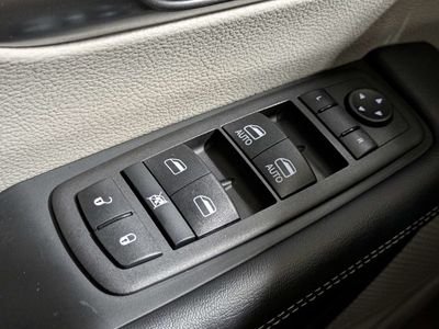 2023 Chrysler Pacifica - Photo 25