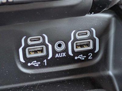 2023 Ram 3500 - Photo 23