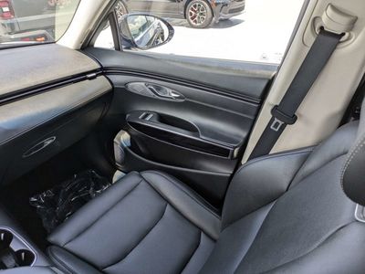 2025 Genesis GV70 - Photo 18